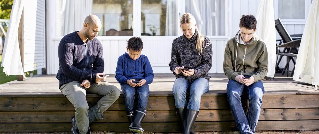 Samtaler face-to-face fortjener større oppmerksomhet enn baksiden av mobilen din.