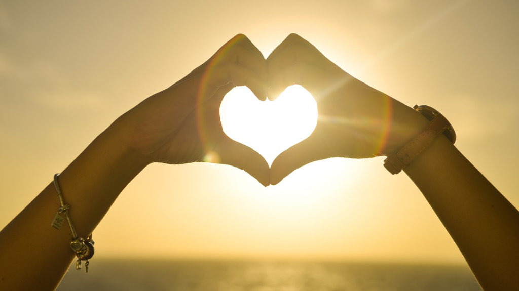 Evangeliets to hender