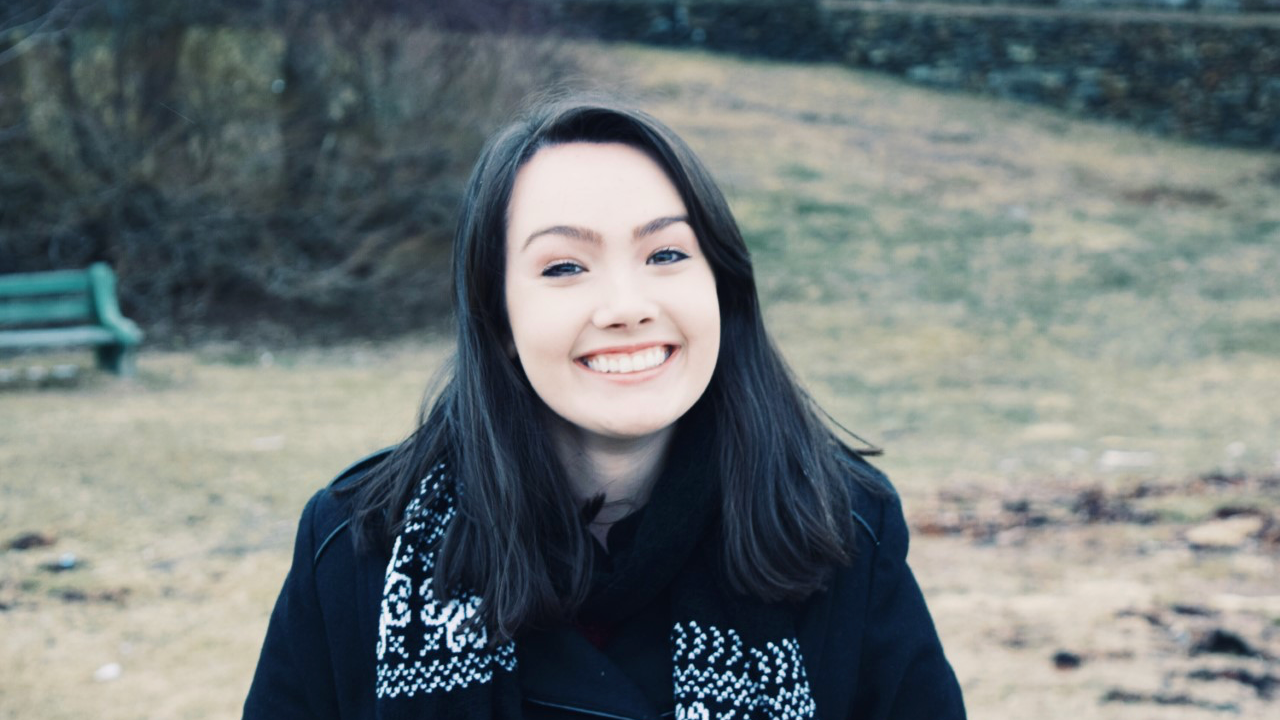 Jaquelle taler på UL, og ønsker å oppmuntre sin egen generasjon til helhjertet etterfølgelse av Jesus