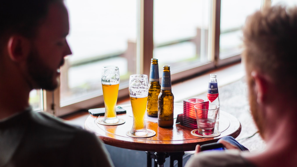 Det er bra å gjøre seg opp noen tanker rundt alkohol og drikkepress