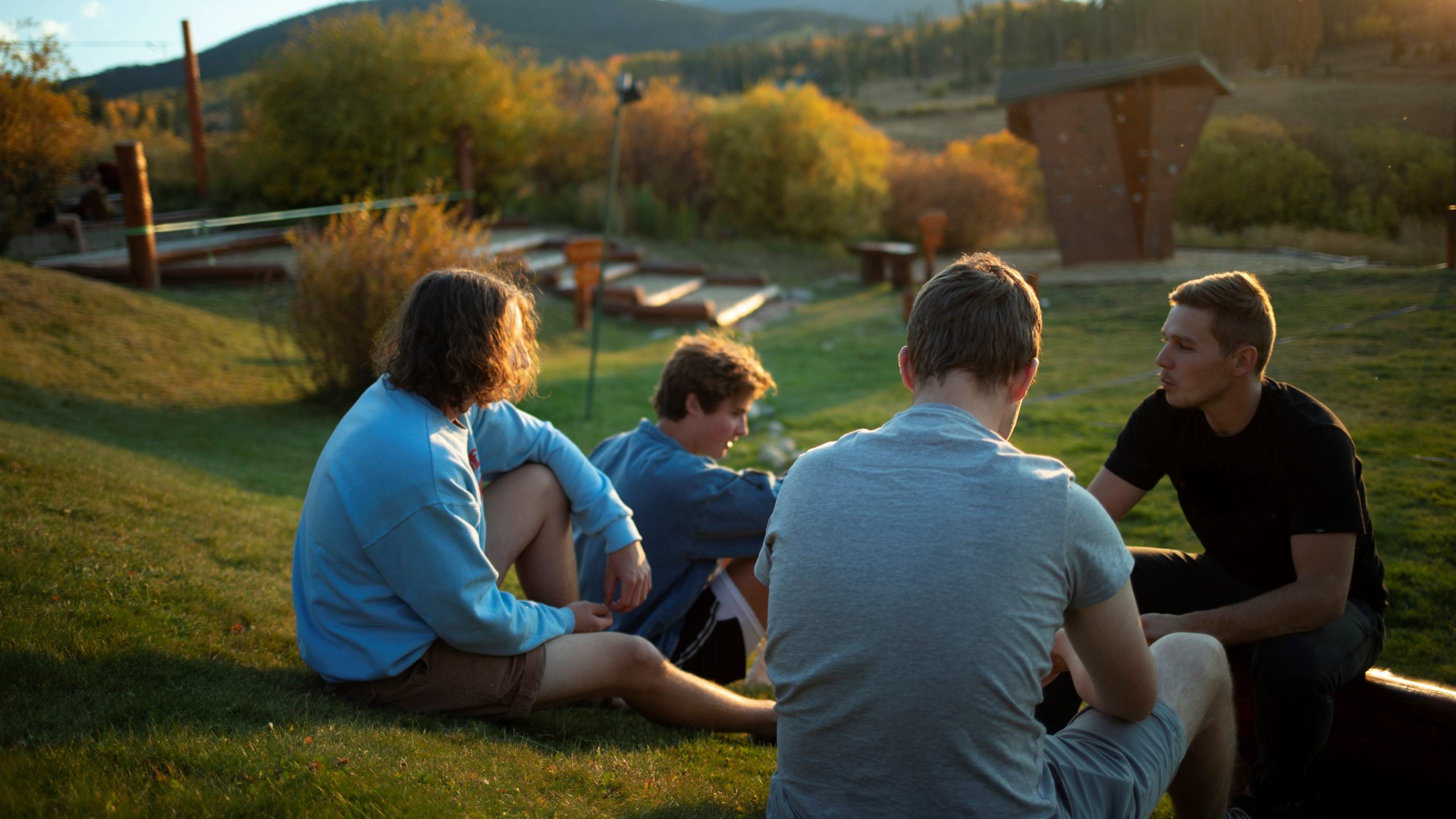 Vær et forbilde for yngre gutter