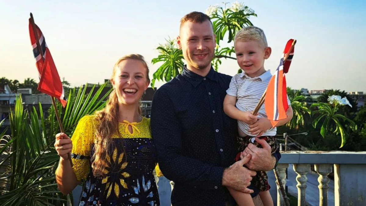 Jul i 30 grader og sol